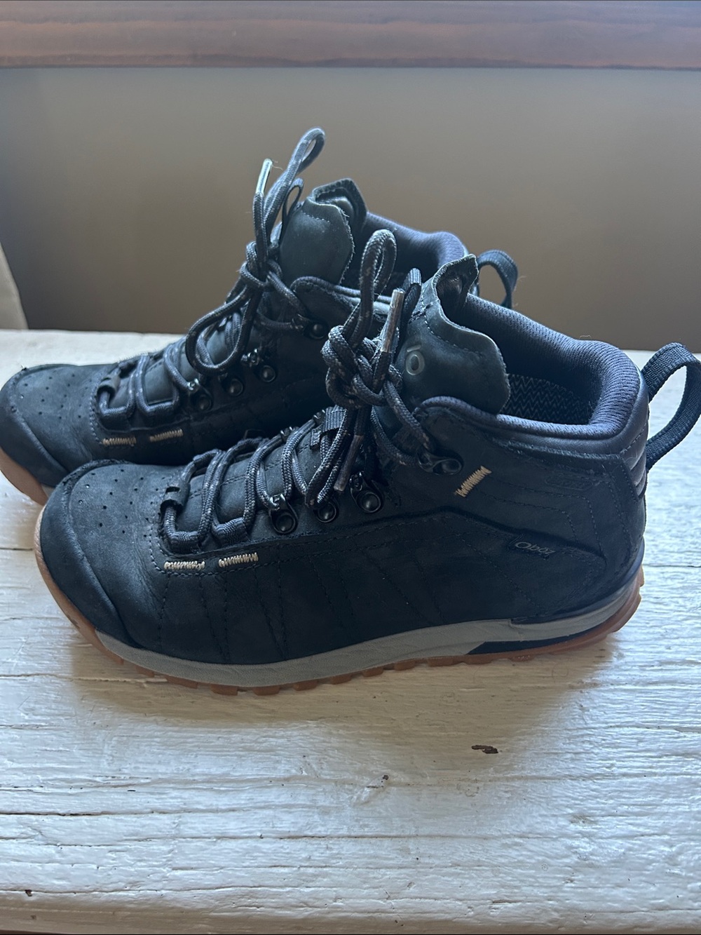 Oboz women size 6